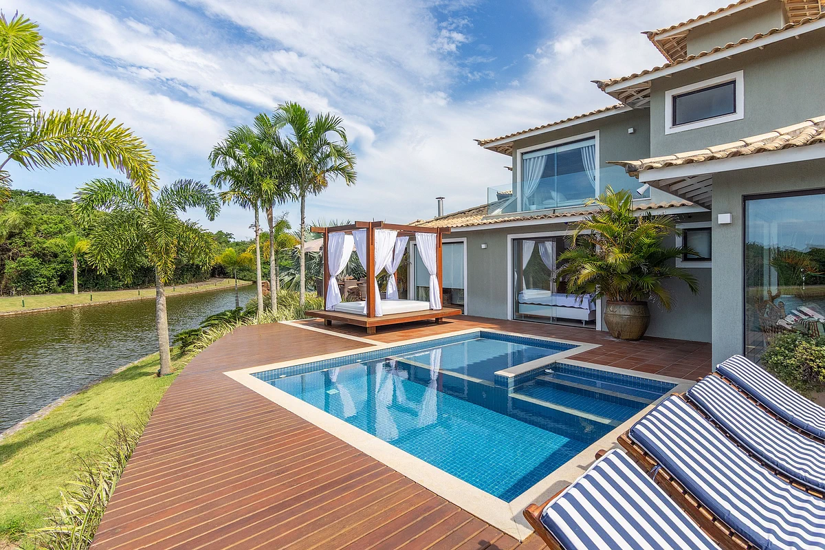 Gal Piscinas: Como Manter Sua Piscina Limpa em Búzios
